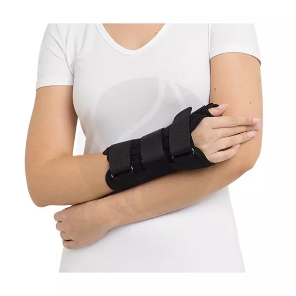 Крейт бандаж ортопедический для лучезапястного сустава F-206 (р. универсальный) правый, черный